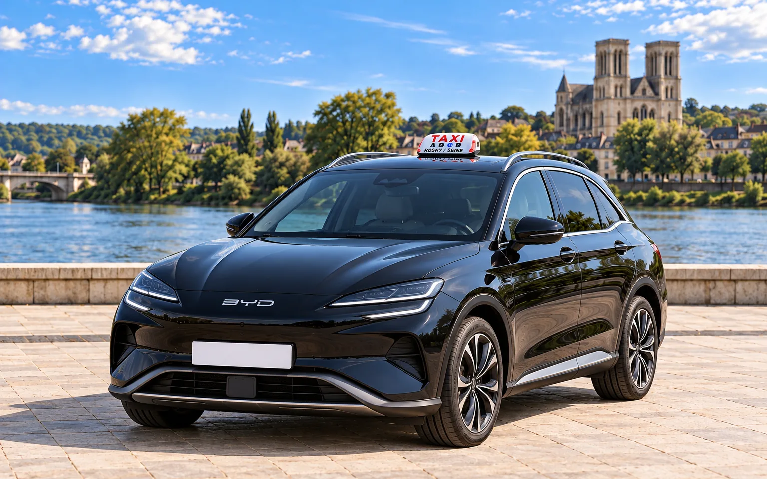 BYD Sealion 7 noir, lumineux TAXI sur le toit, au bord de la Seine